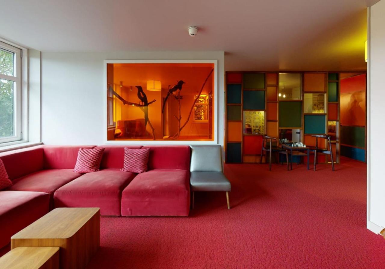 Private Bedrooms With Shared Kitchen And Studios At Iq Tufnell House In ロンドン エクステリア 写真
